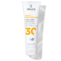 DAILY PREVENTION Sheer Matte Moisturiser SPF 30 Travel Size image 0